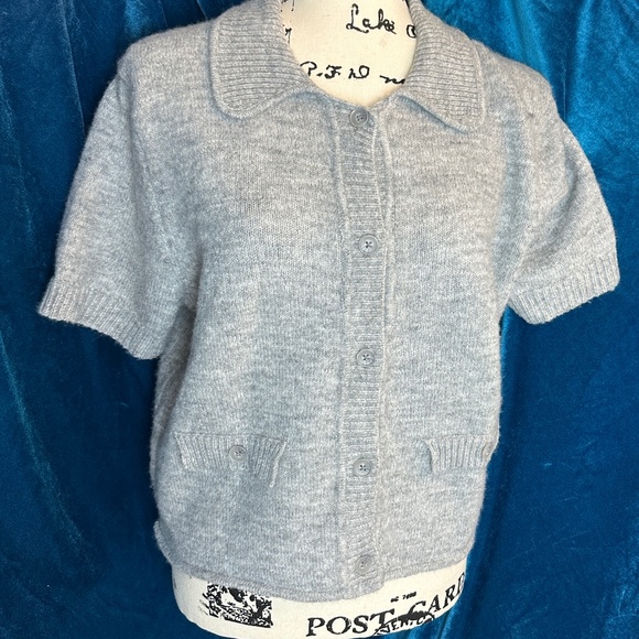 H&M Short Sleeve Grey Sweater Large - Picture 1 of 5